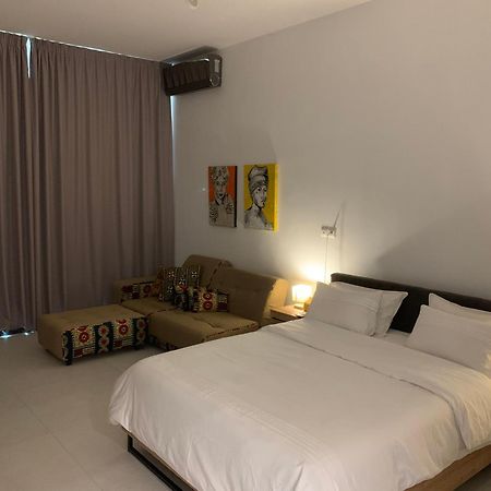 CHEZ RIMA // Studio très chaleureux F1 // Très bien situé Dakar Esterno foto