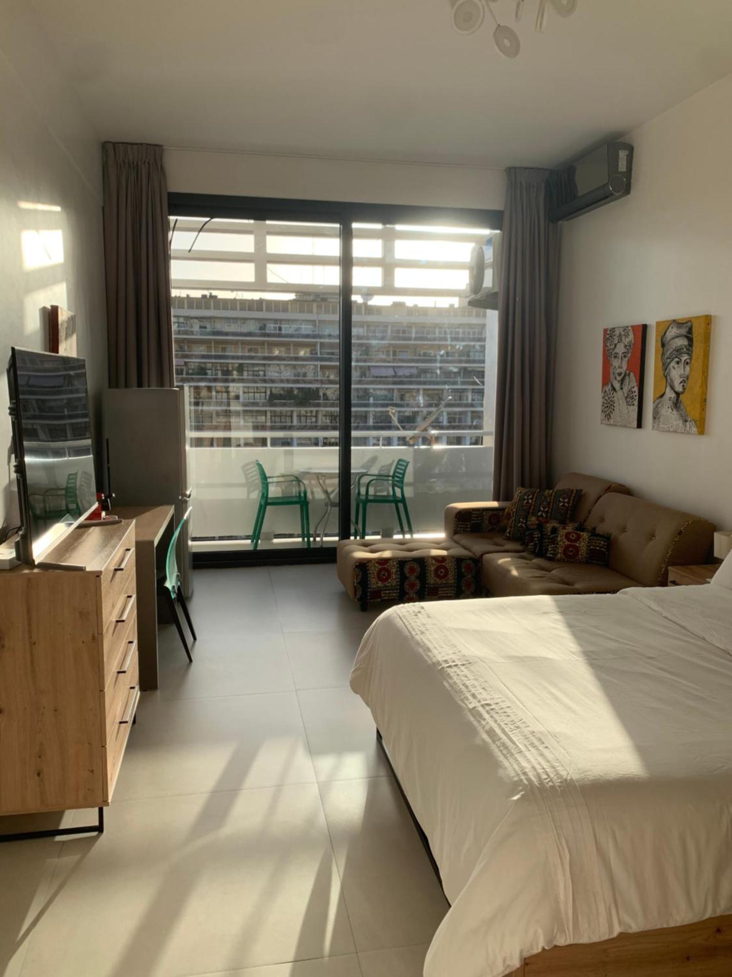 CHEZ RIMA // Studio très chaleureux F1 // Très bien situé Dakar Esterno foto